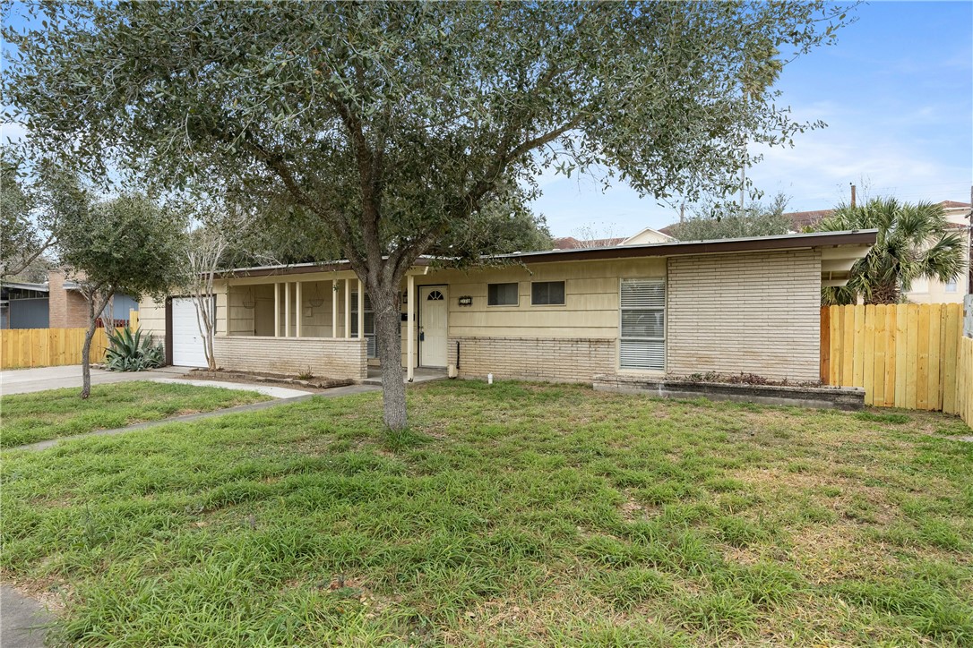 730 Santa Anita Dr Property Photo 2