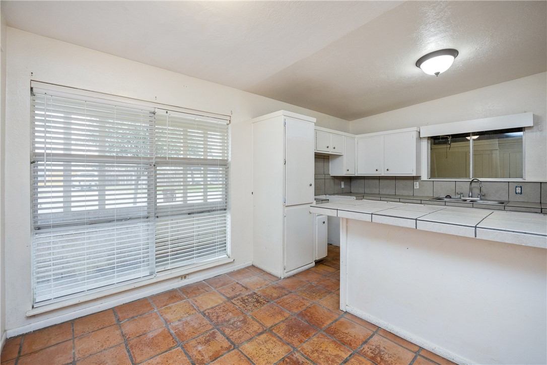 730 Santa Anita Dr Property Photo 8