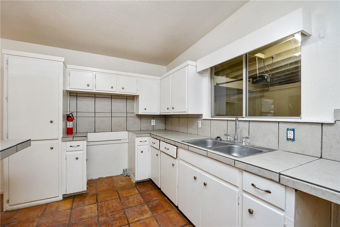 730 Santa Anita Dr Property Photo 10