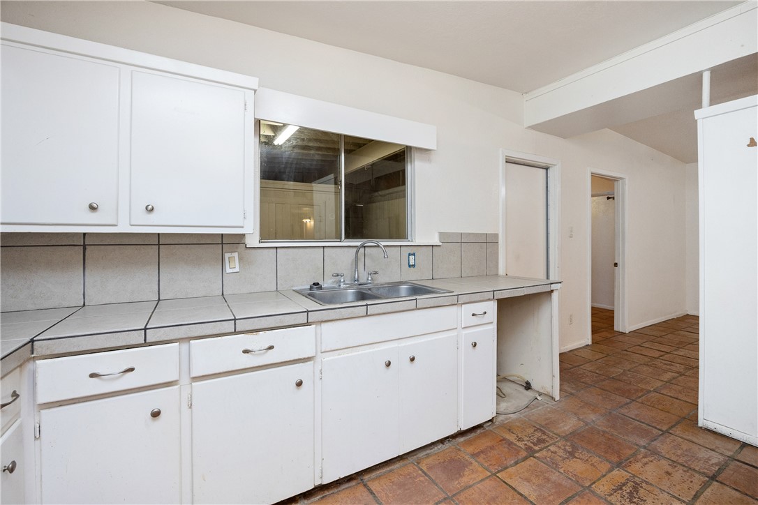 730 Santa Anita Dr Property Photo 12