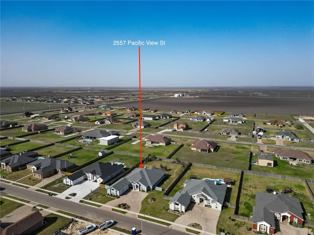 2557 Pacific View Property Photo 2
