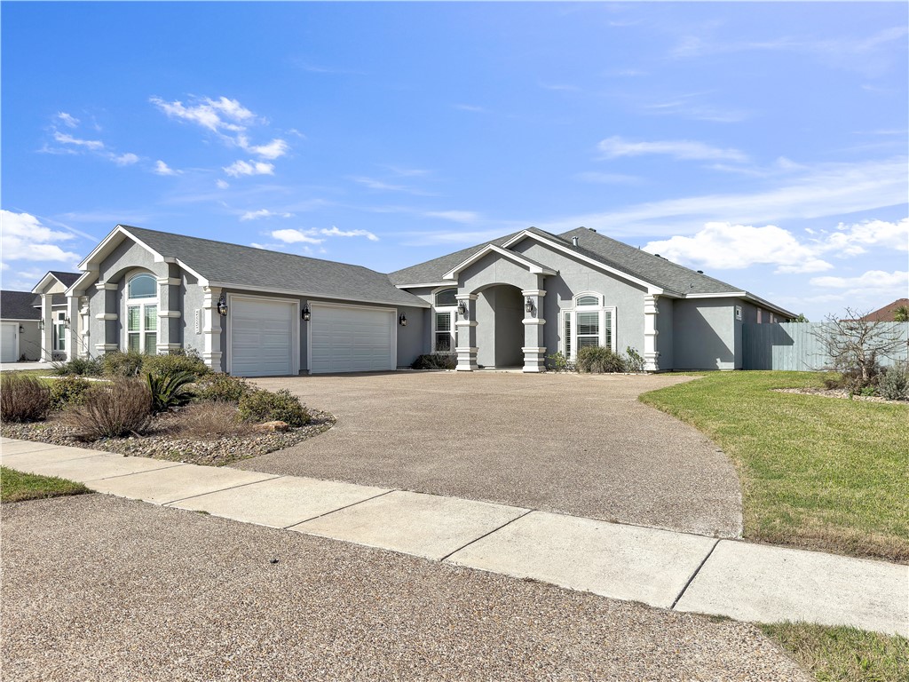 2557 Pacific View Property Photo 5