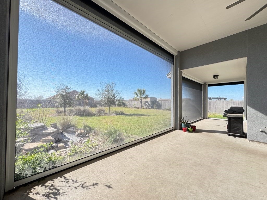2557 Pacific View Property Photo 33