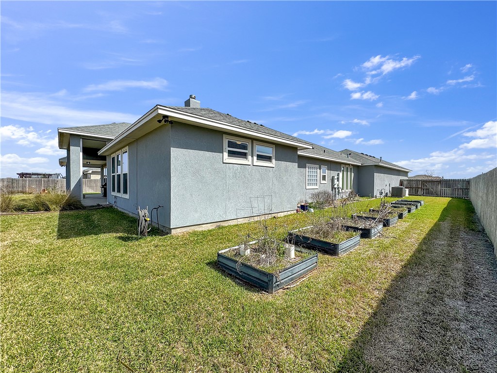 2557 Pacific View Property Photo 38
