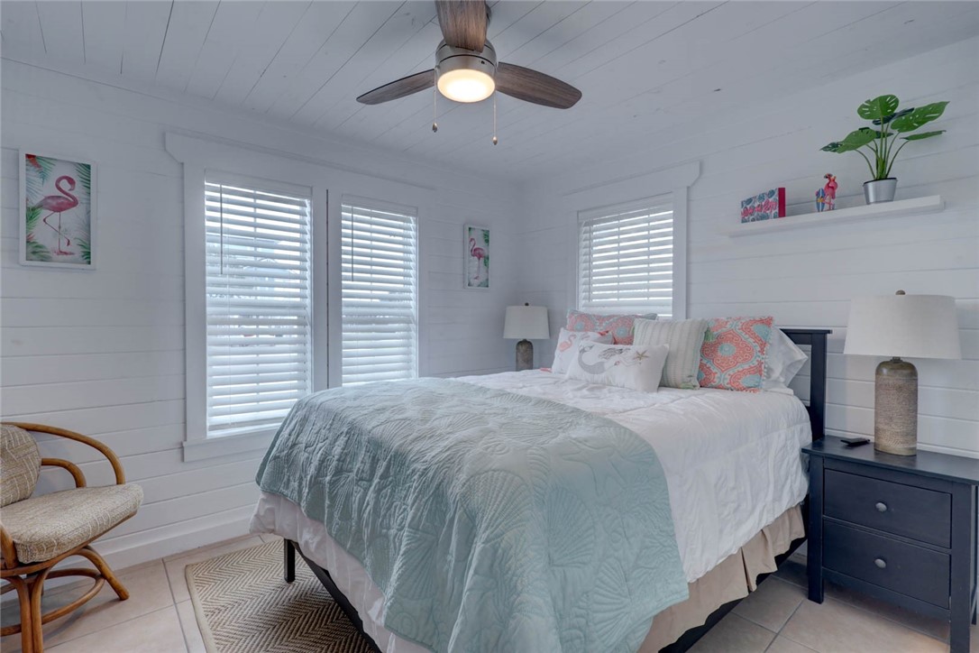 4034 Laguna Shores Road Property Photo 23