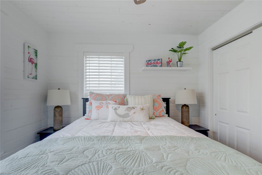 4034 Laguna Shores Road Property Photo 24