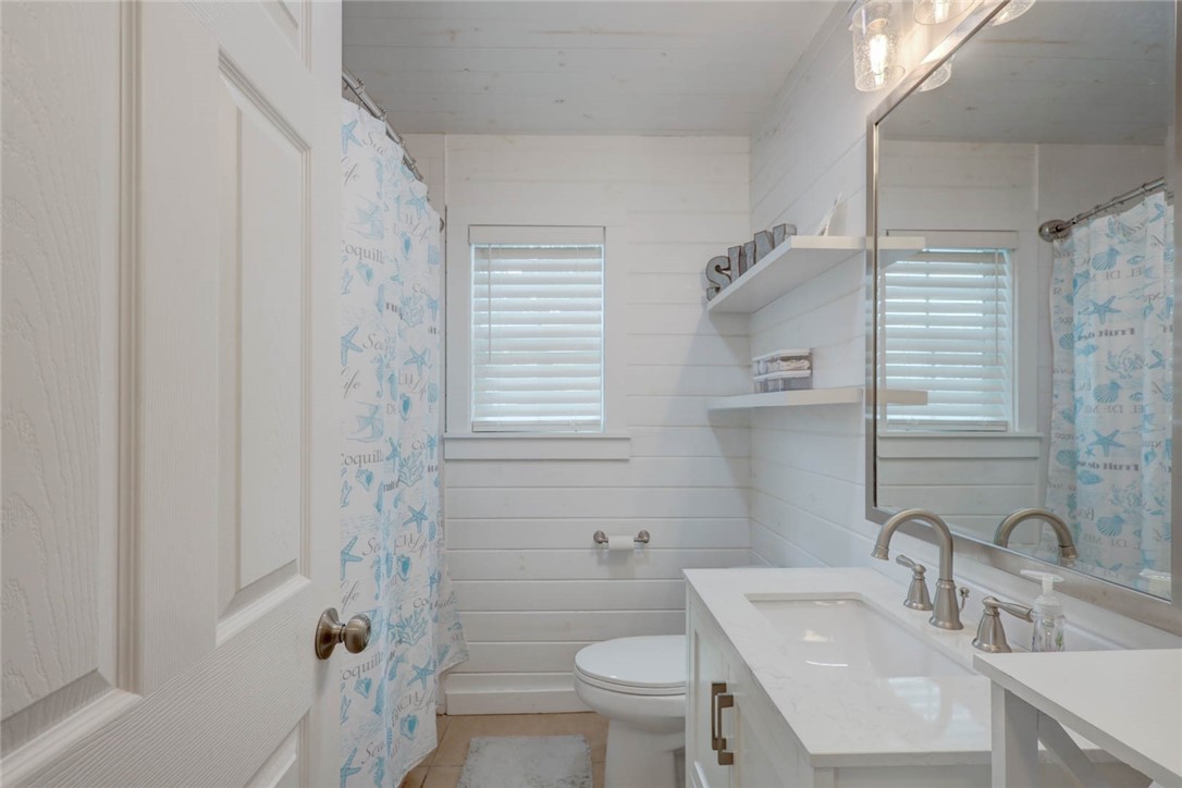 4034 Laguna Shores Road Property Photo 26