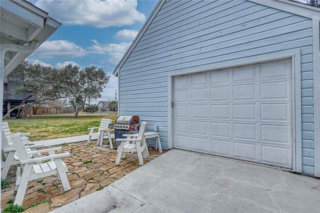 4034 Laguna Shores Road Property Photo 34
