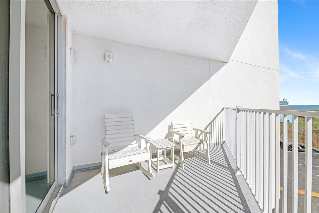 800 Sandcastle Dr 228 Property Photo 15