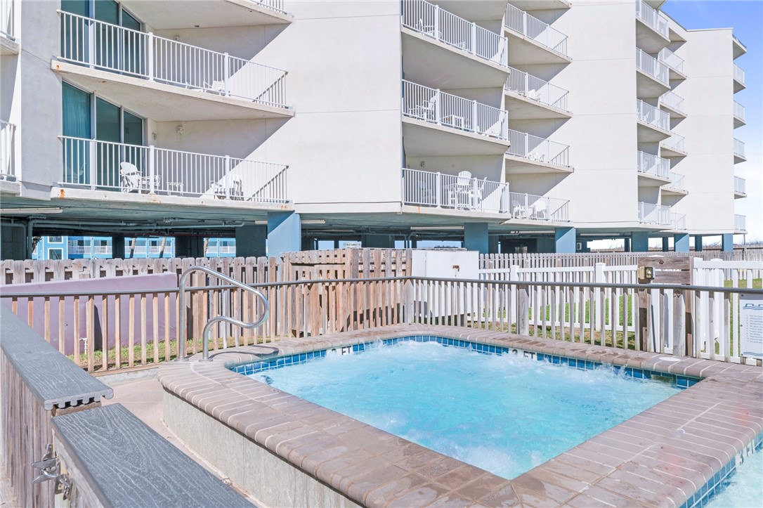 800 Sandcastle Dr 228 Property Photo 28
