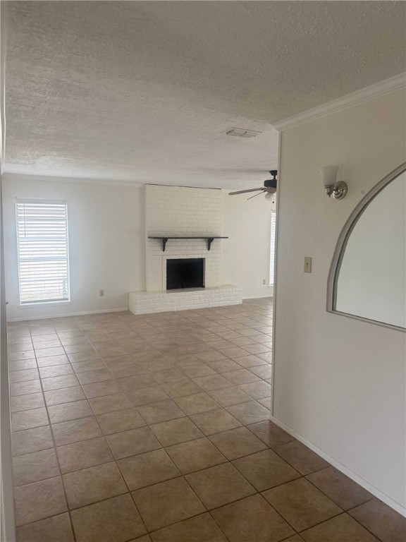 1612 Memorial Pkwy Property Photo 2