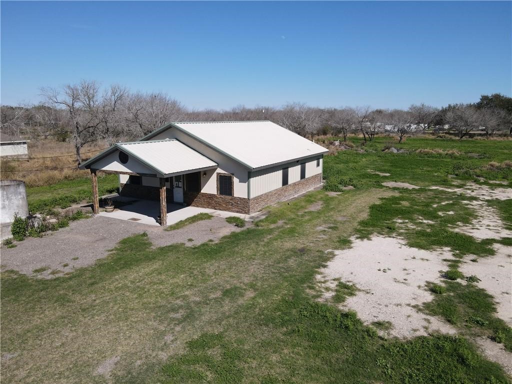 346 County Rd 114 Property Photo 4