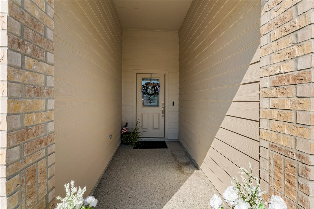 1346 Trent Park Property Photo 2