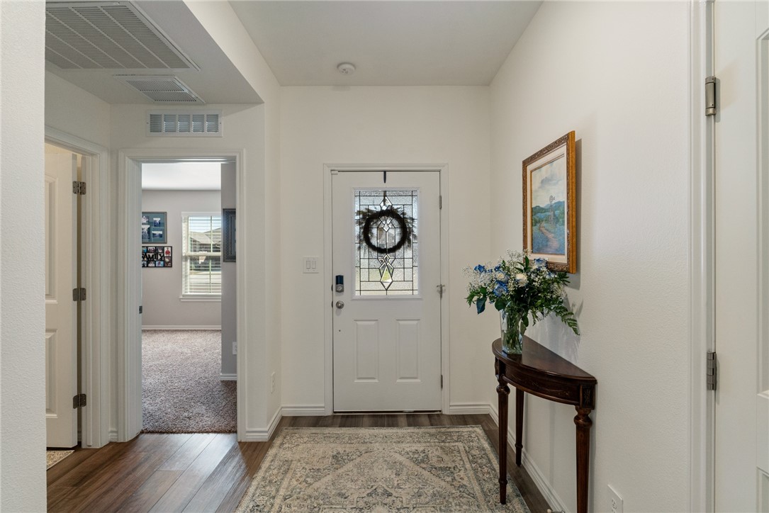 1346 Trent Park Property Photo 4