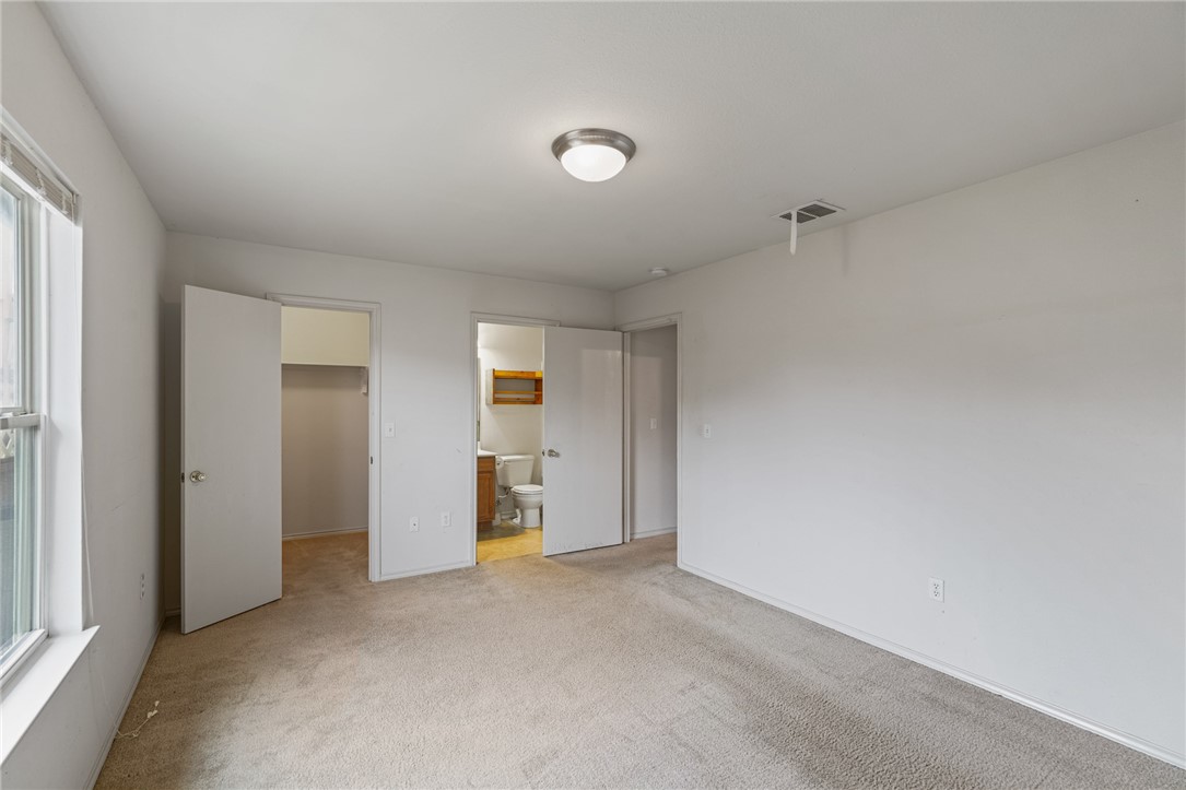 1713 Chisolm Property Photo 13