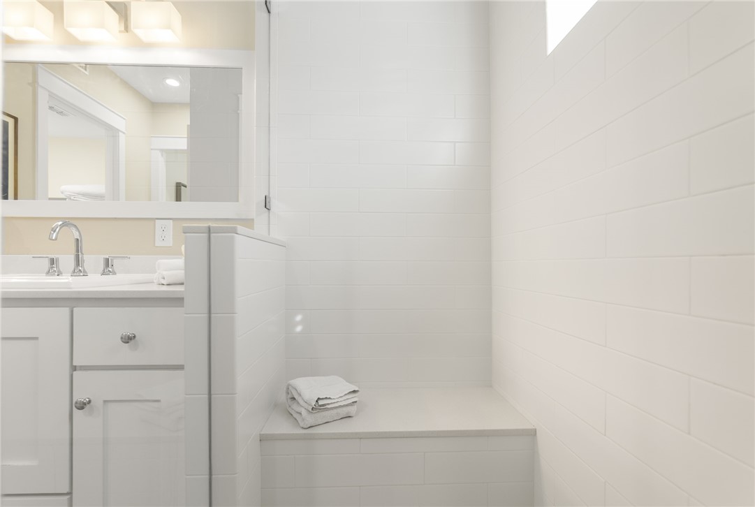 171 Sunset Ave B Property Photo 20