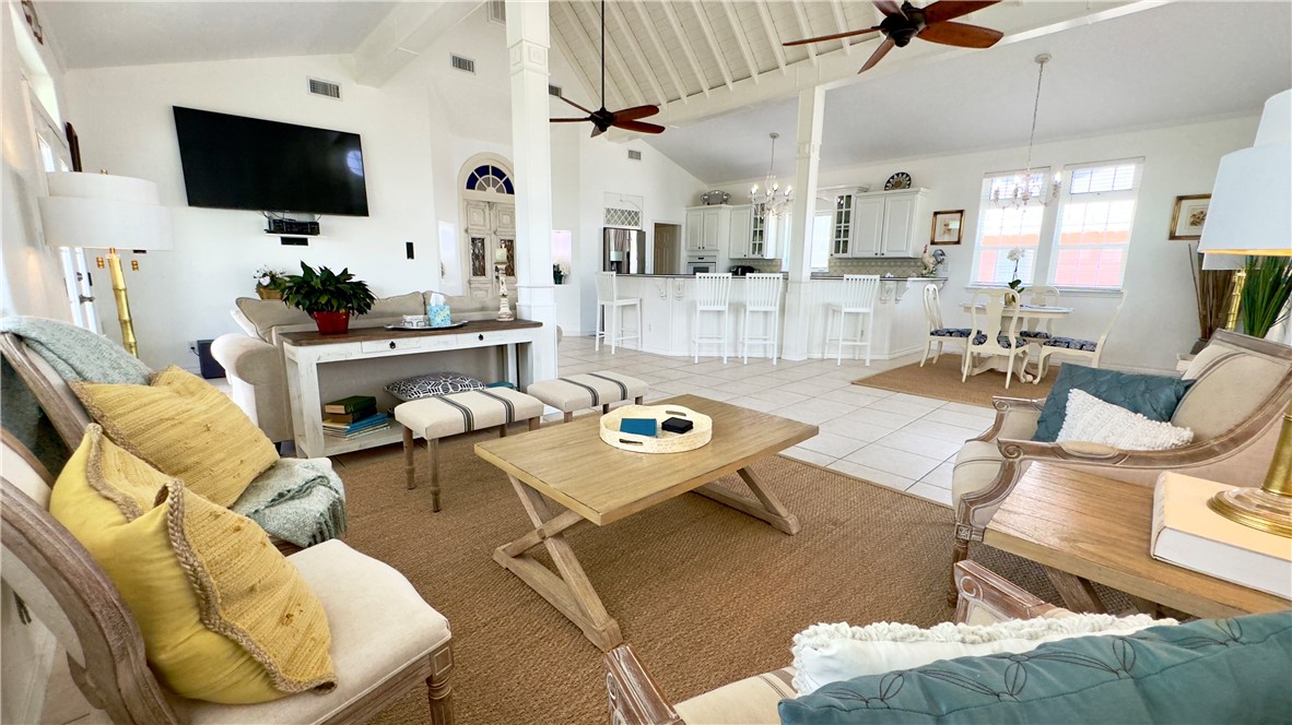 4820 Sanibel Property Photo 16