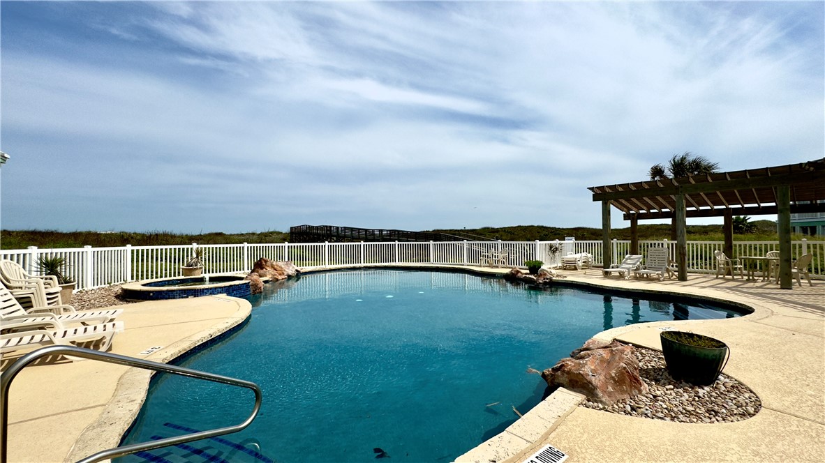 4820 Sanibel Property Photo 32