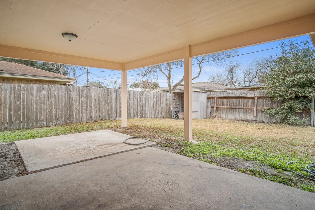 11918 Black Peak Dr Property Photo 18