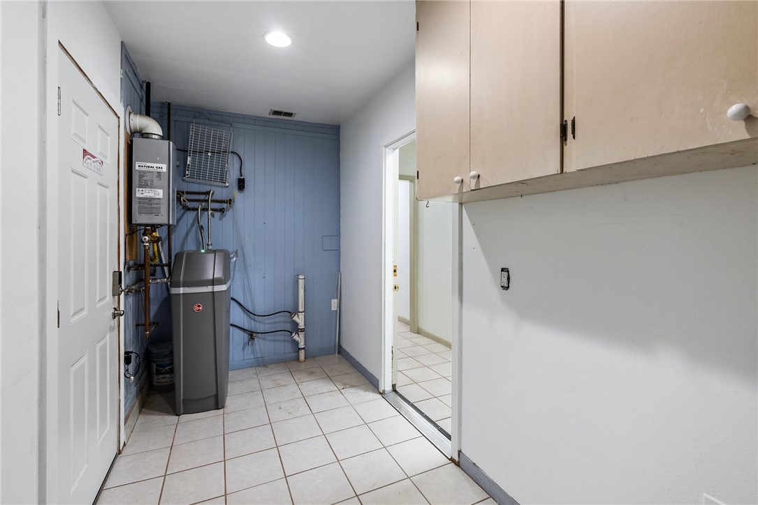 1303 Amy St Property Photo 22