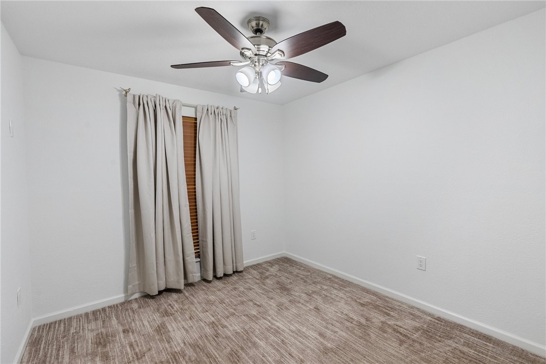 1303 Amy St Property Photo 25