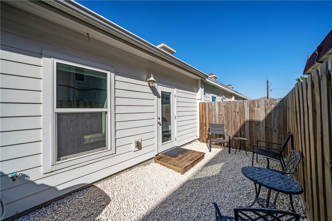 15113 Kokomo Dr Property Photo 18