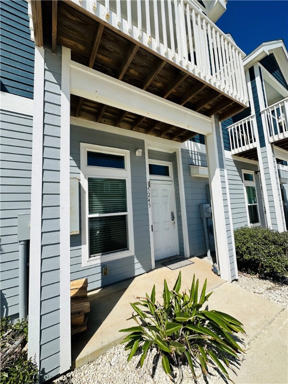 15245 Beach Way Dr Property Photo 1