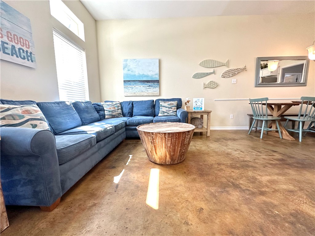 15245 Beach Way Dr Property Photo 3