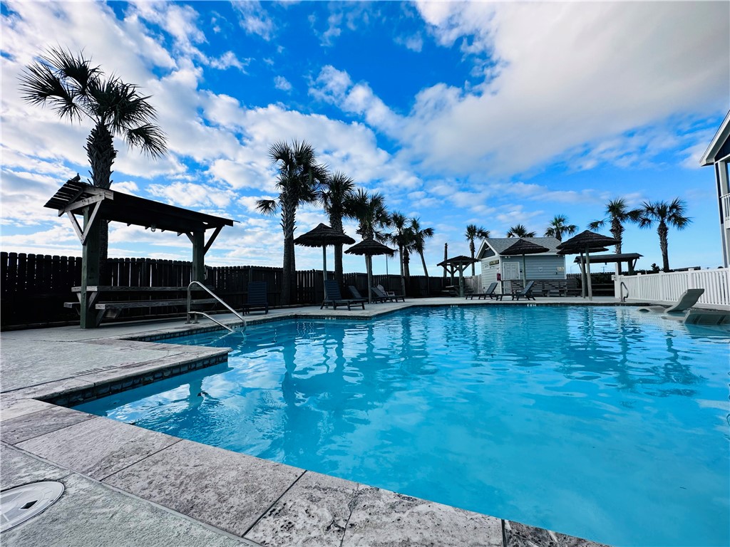 15245 Beach Way Dr Property Photo 40