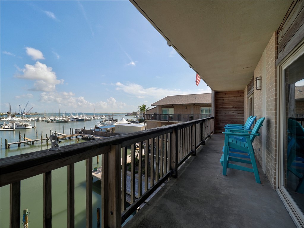 200 West Cotter Ave C3 Property Photo 8