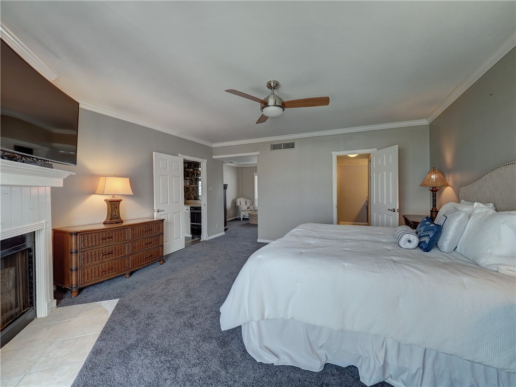 200 West Cotter Ave C3 Property Photo 16