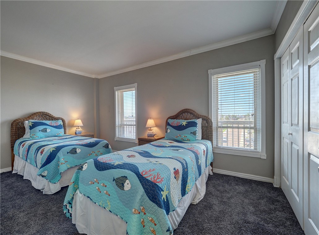 200 West Cotter Ave C3 Property Photo 27