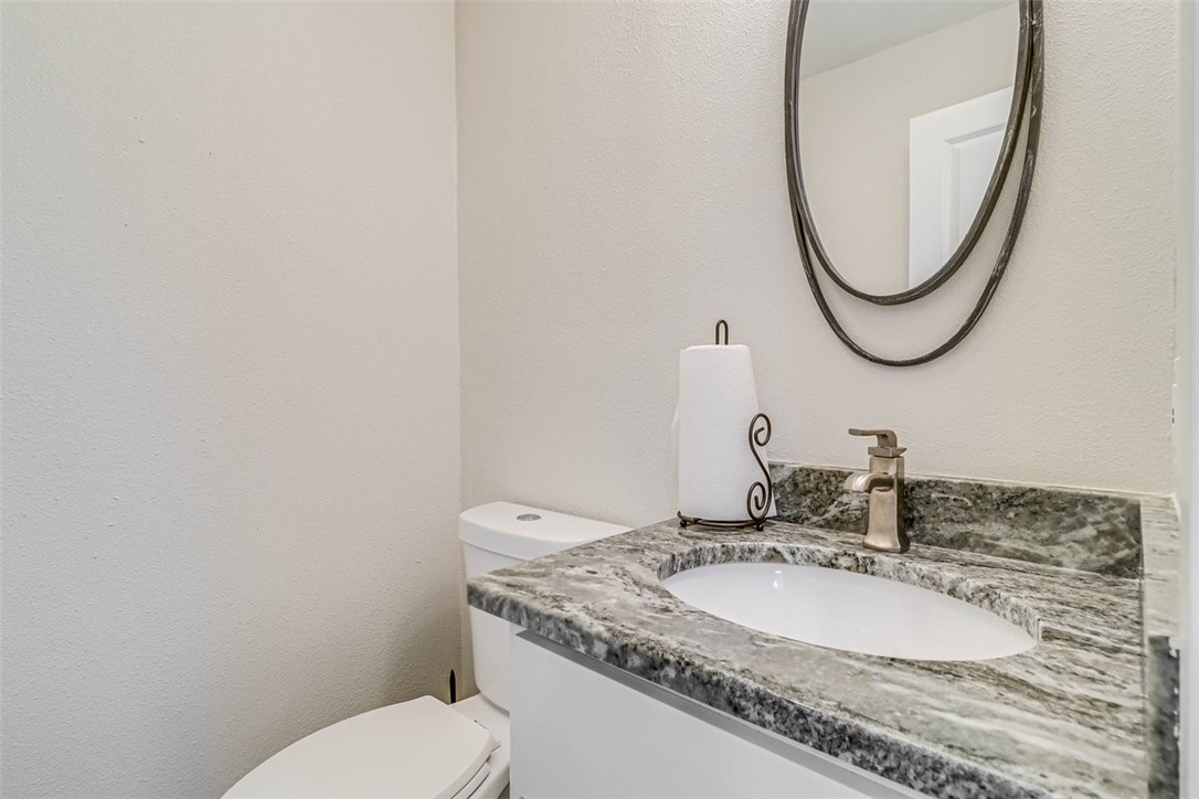3325 Jamaica Dr Property Photo 9
