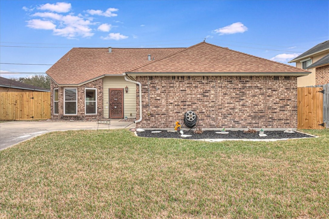 3105 Royal Ct Property Photo 1