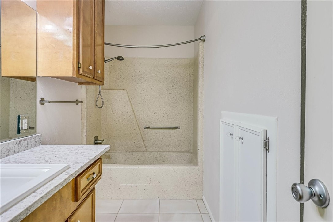 3105 Royal Ct Property Photo 25