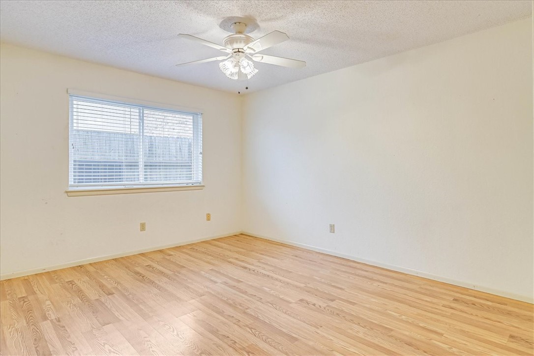 3105 Royal Ct Property Photo 26