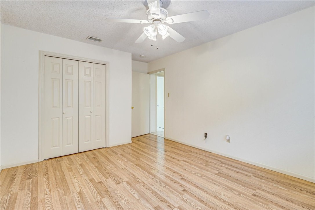 3105 Royal Ct Property Photo 28