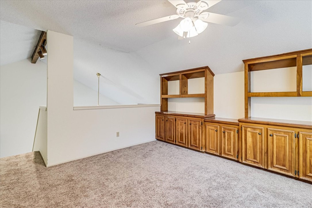 3105 Royal Ct Property Photo 30