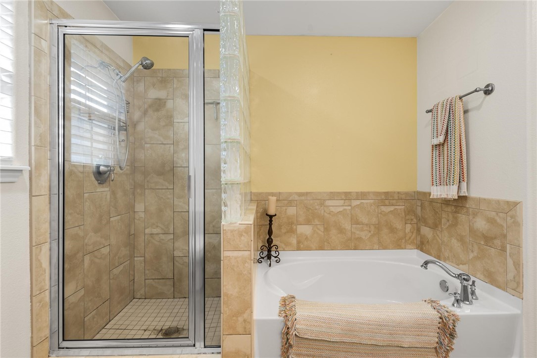 628 Dolphin Circ Property Photo 14