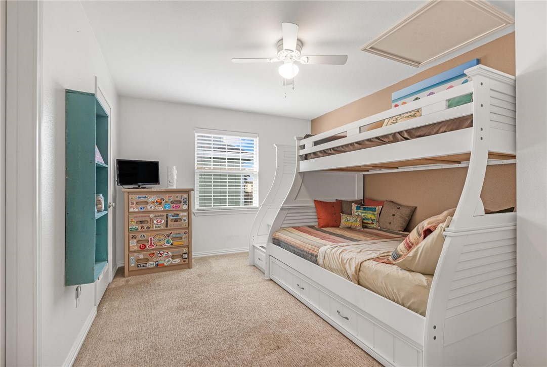 628 Dolphin Circ Property Photo 19