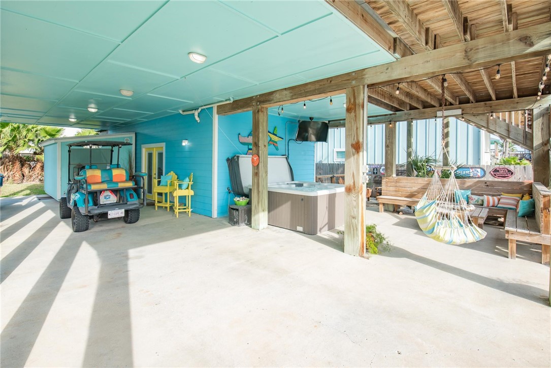 628 Dolphin Circ Property Photo 21