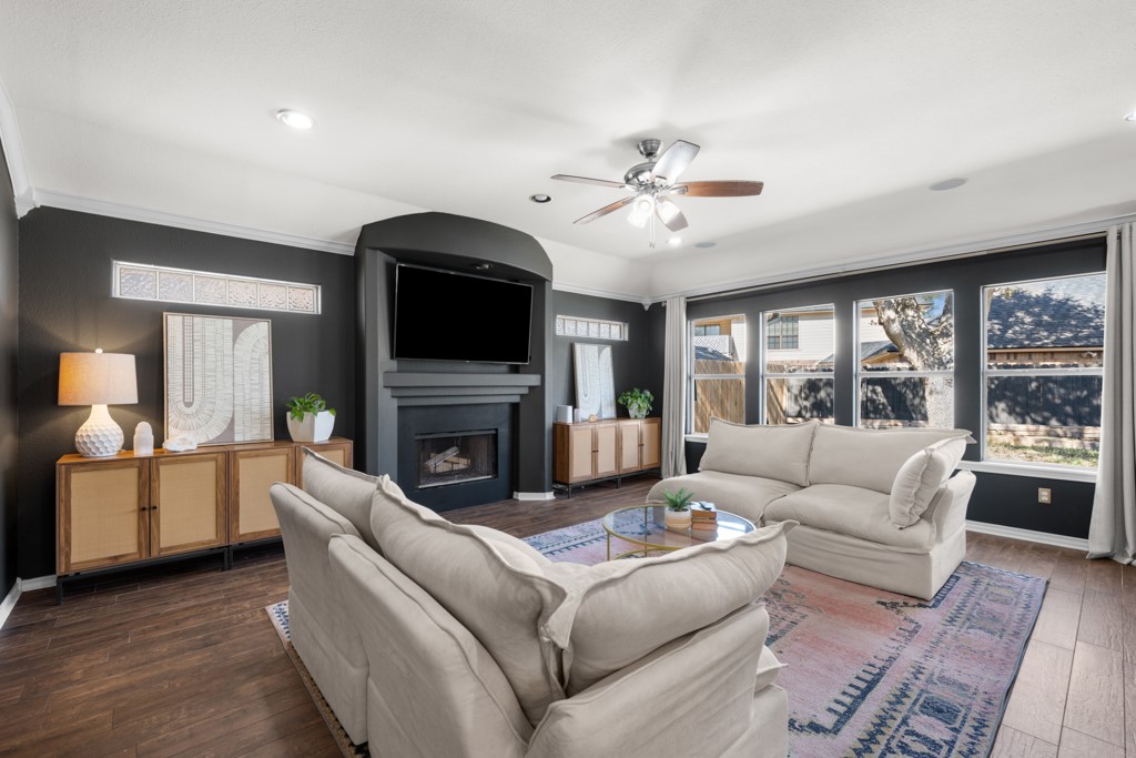 7825 Etienne Dr Property Photo 15