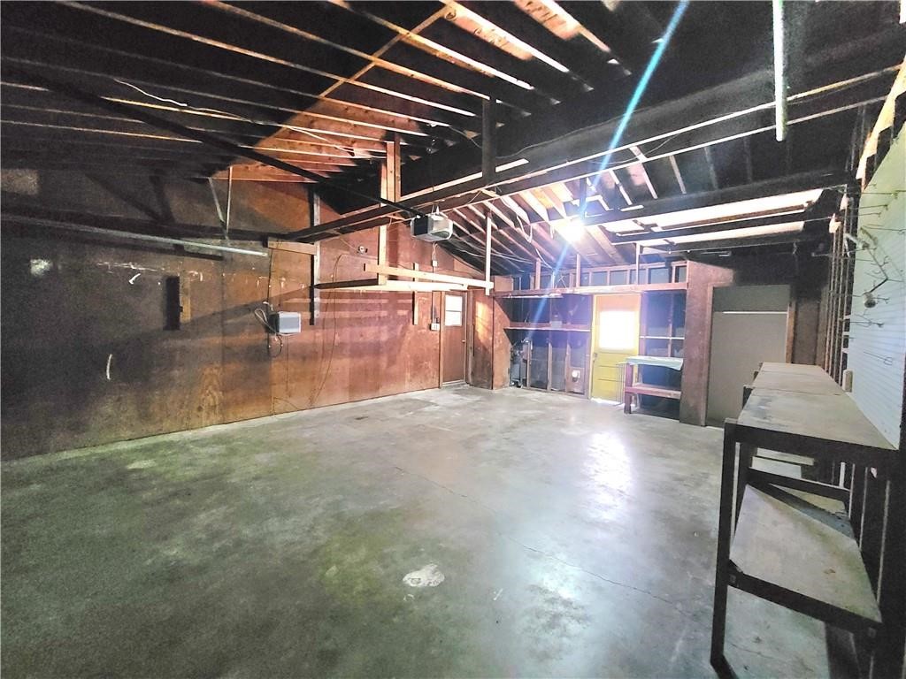 1305 Dallas St Property Photo 14