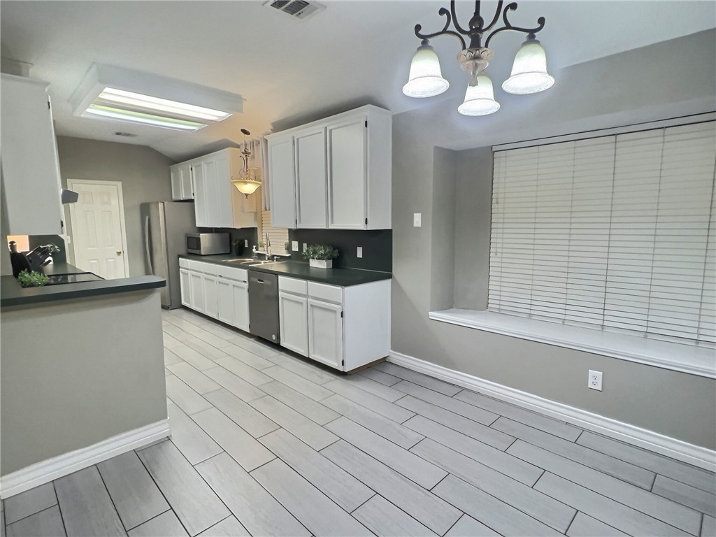 5814 Sabal Dr Property Photo 5