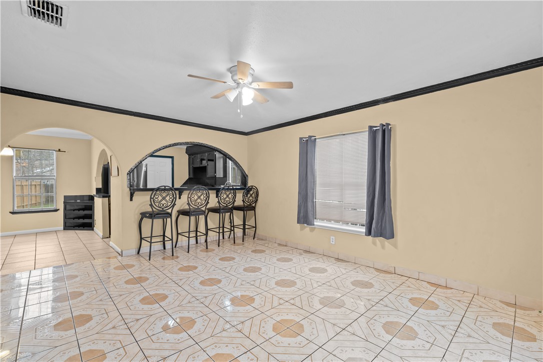 1541 Clodah Dr Property Photo 3
