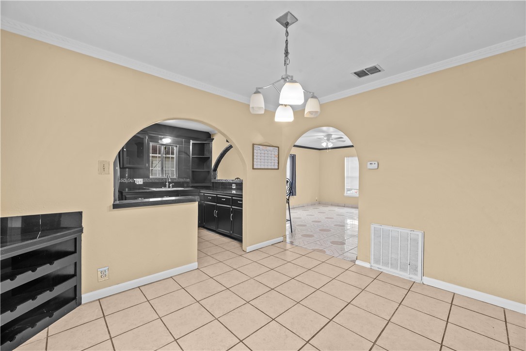 1541 Clodah Dr Property Photo 4