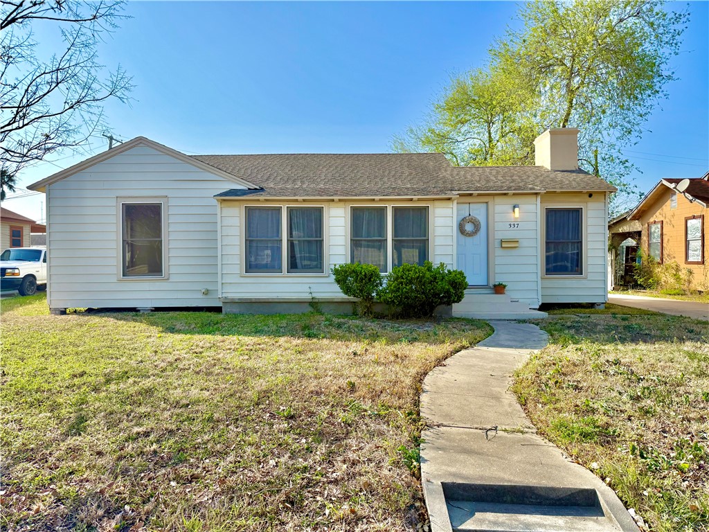 337 Baker Dr Property Photo 2
