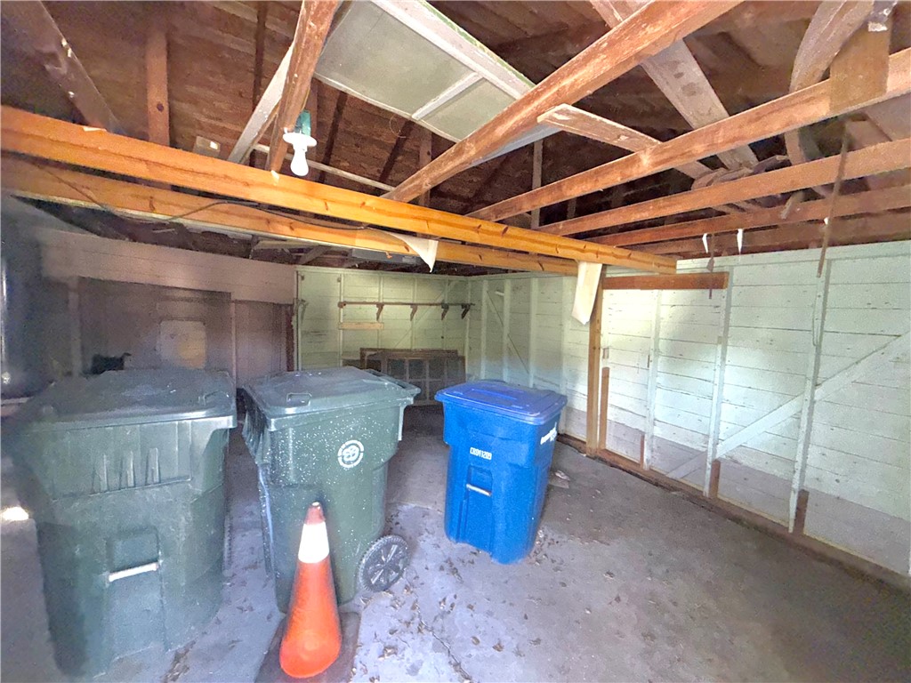 337 Baker Dr Property Photo 35