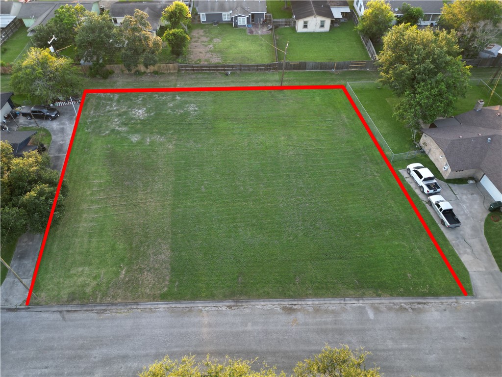 316 Laguna Ave Property Photo 2