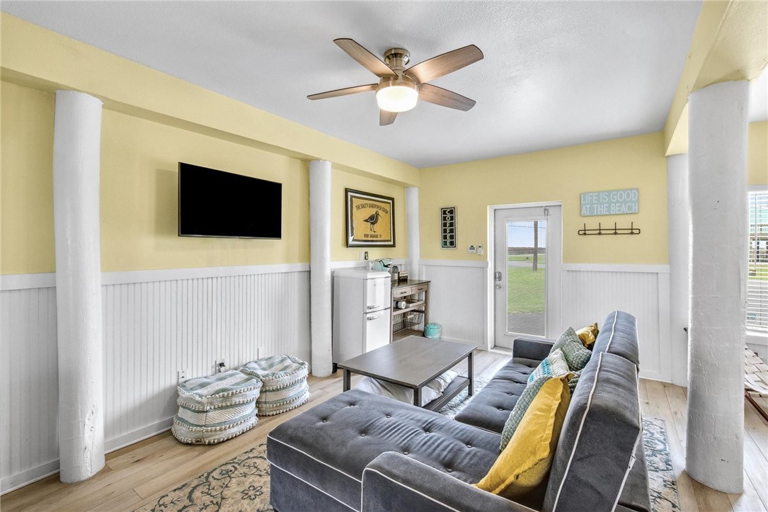 6877 State Highway 361 36 Property Photo 5